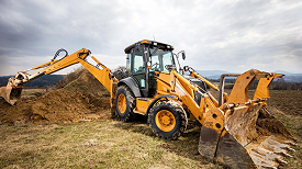 Retroescavadeira trabalhando